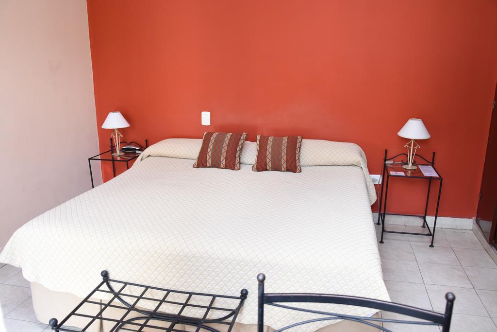 Hotel San Francisco Салта Екстериор снимка